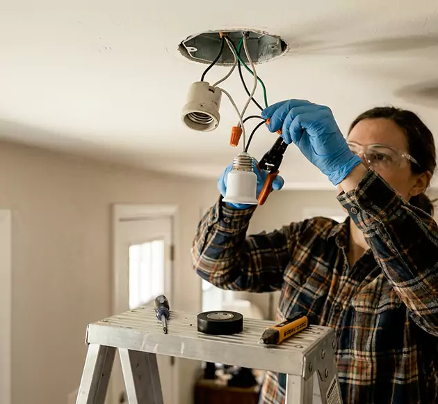 Professional Light Socket Replacement: Your Local Fixture Repair Team in Nashville, TN