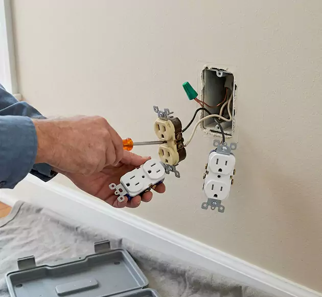 Professional Outlet Replacement: Your Local Swap-Out Team in Nashville, TN